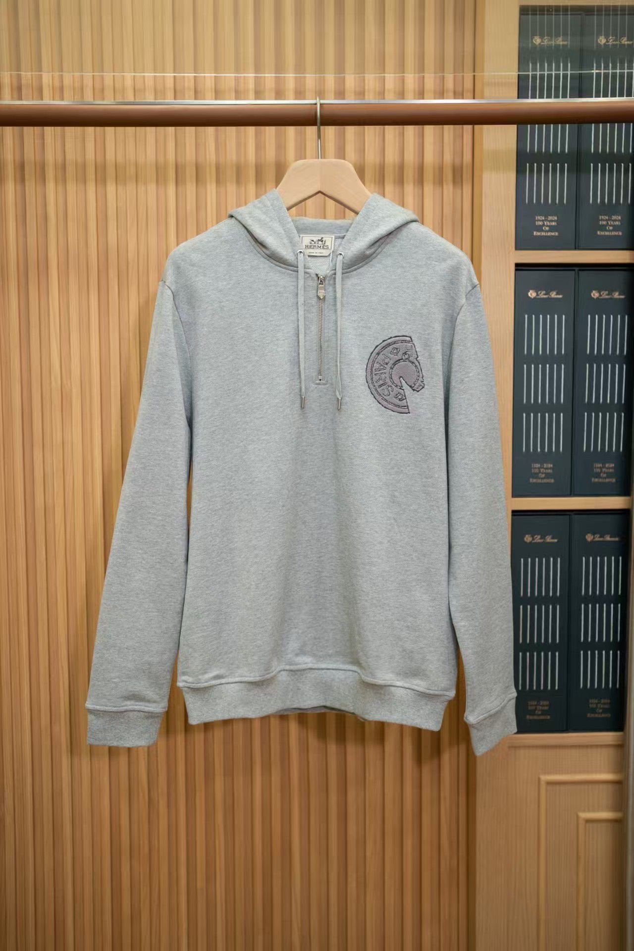 Hermes | Hermes Hoodie | Size XXL | yiodesigner.co.uk