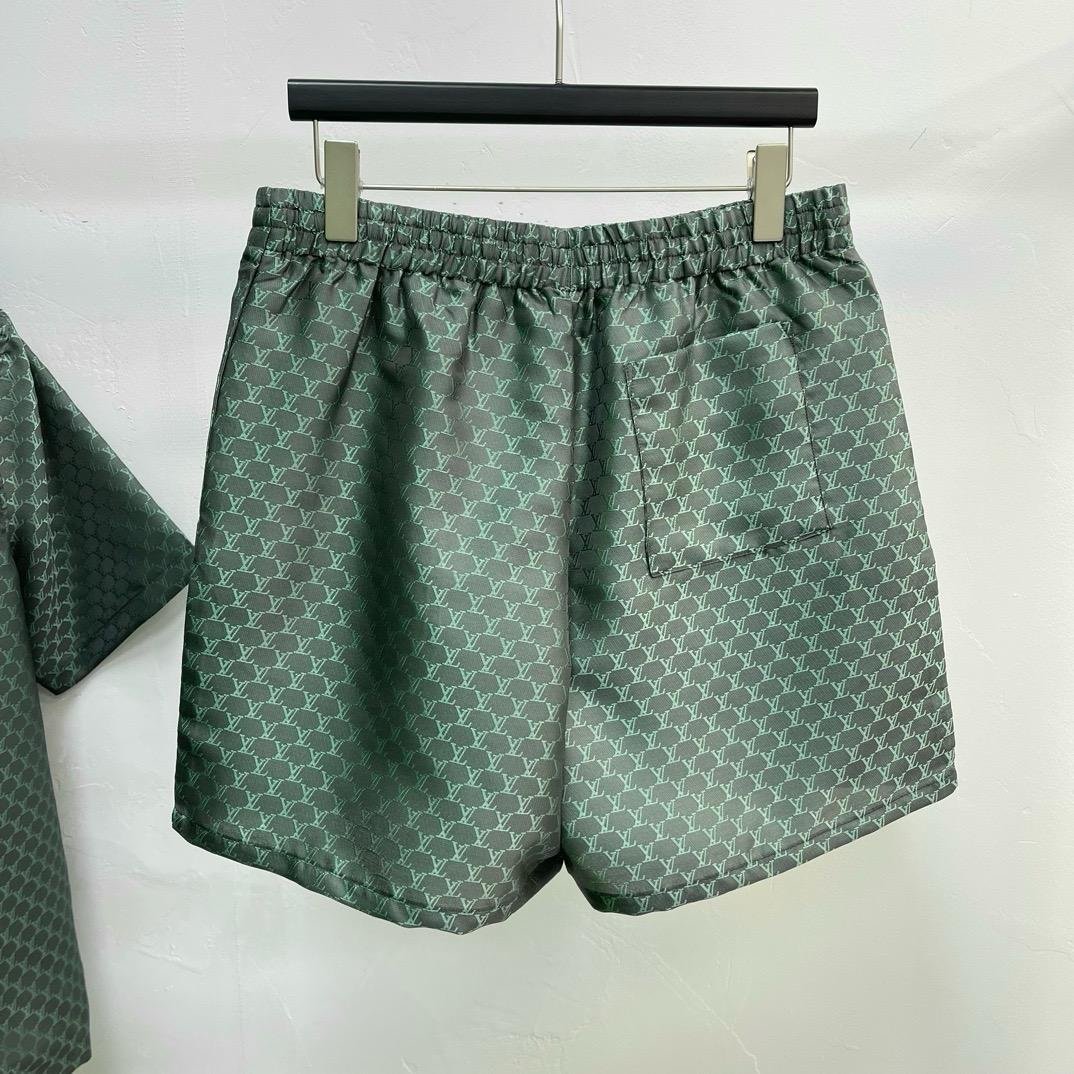 Louis Vuitton | Lv set ( shirt and short) | Full Body | yiodesigner.co.uk