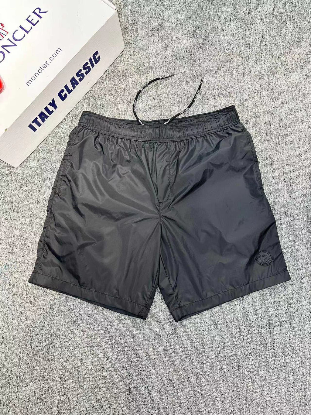 Moncler | Moncler short black | Size XS | Front View | yiodesigner.co.uk