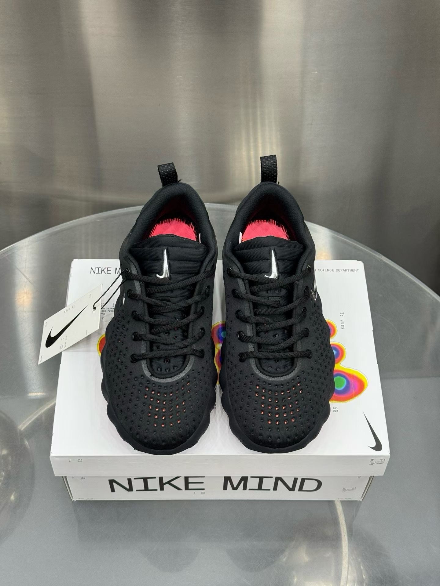Nike mind 002 black