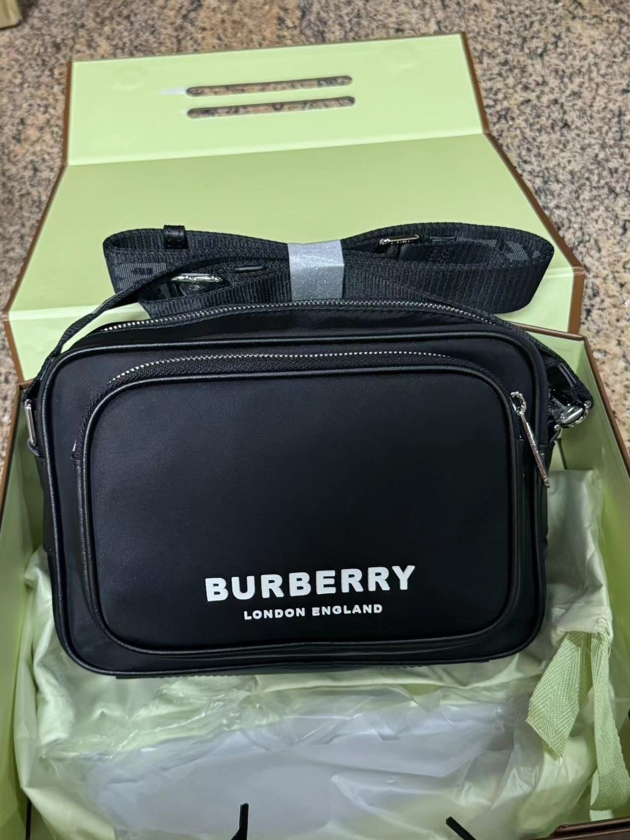 Burberry | Burberry bag Black | yiodesigner.co.uk