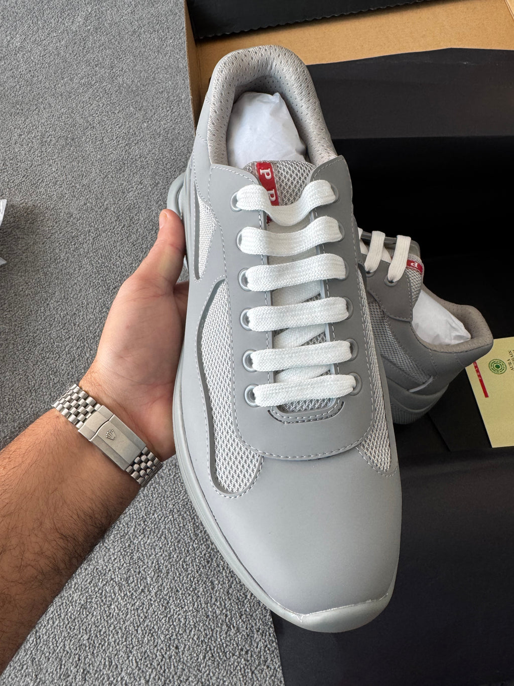 Prada sneaker grey