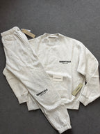 Essential tracksuit