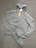 On Cloud tracksuit