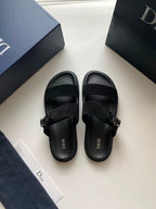 Dior slider