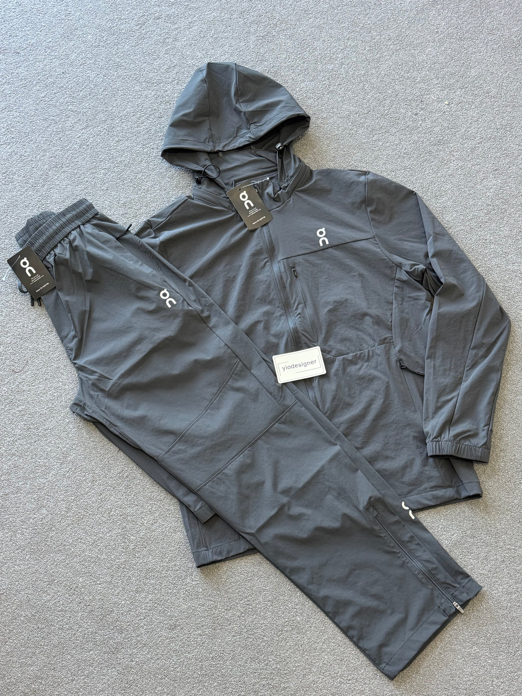 On Cloud tracksuit