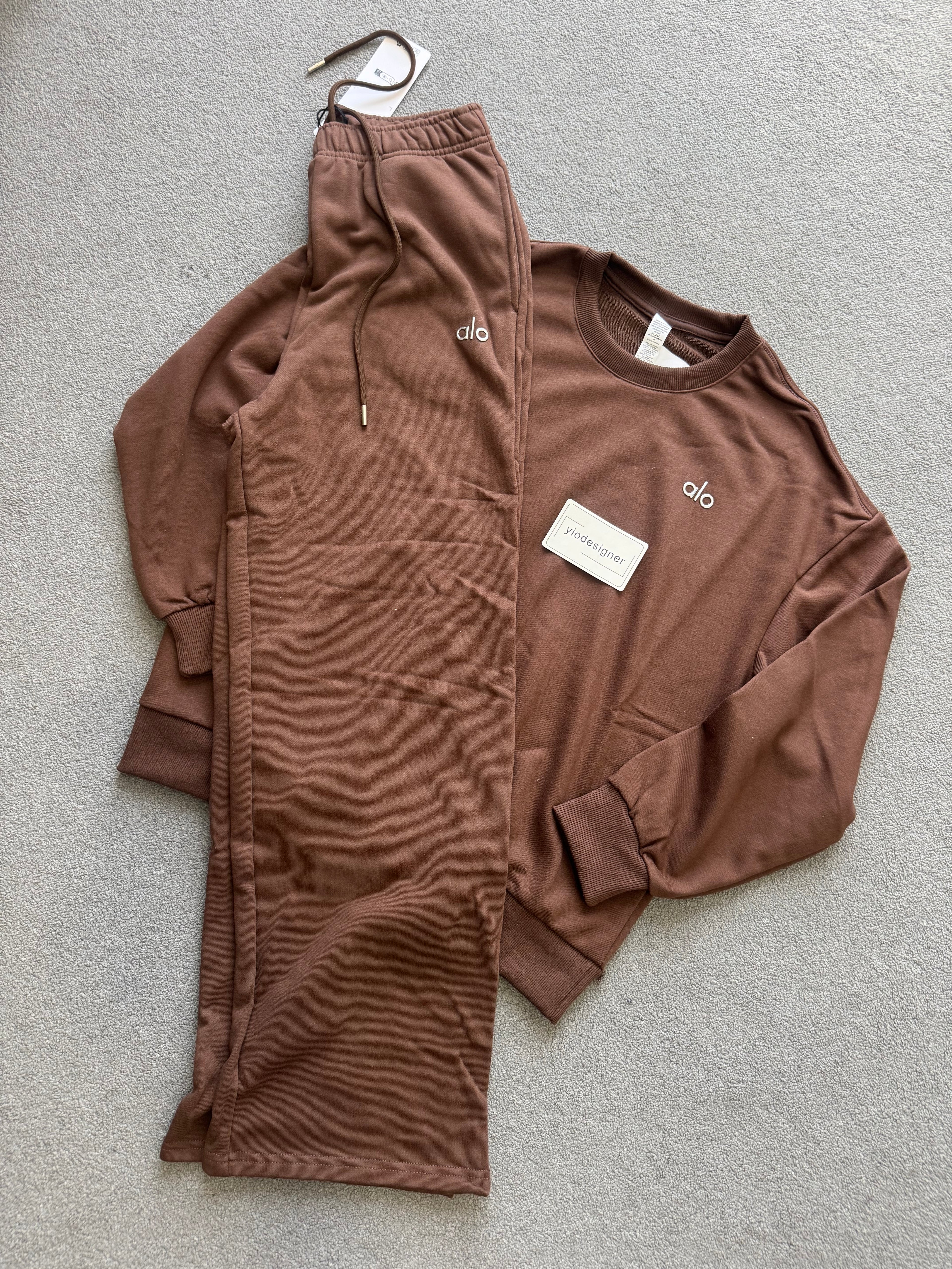 Alo full tracksuit brown