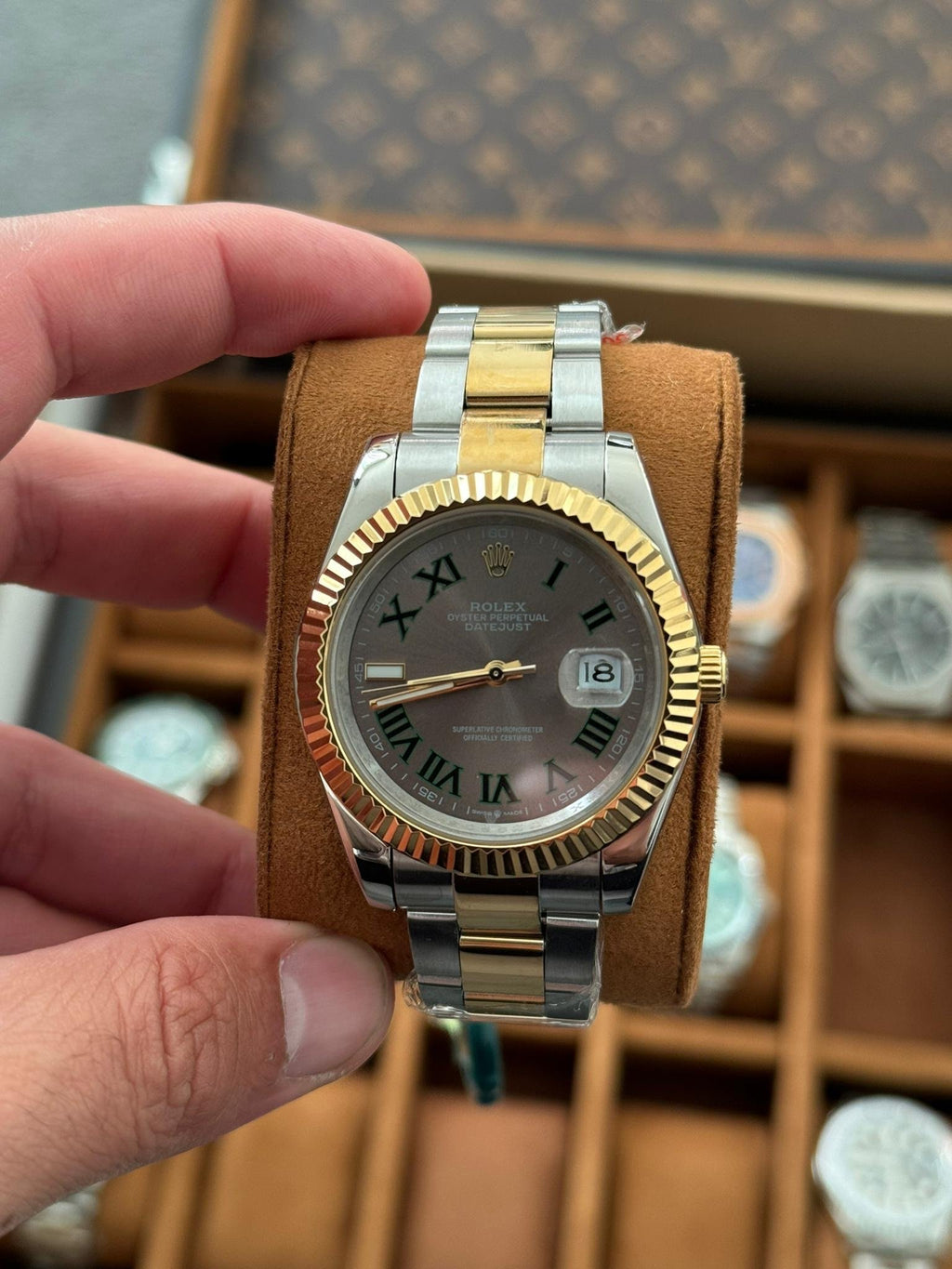 Rolex | Rolex datejust | Back View | yiodesigner.co.uk