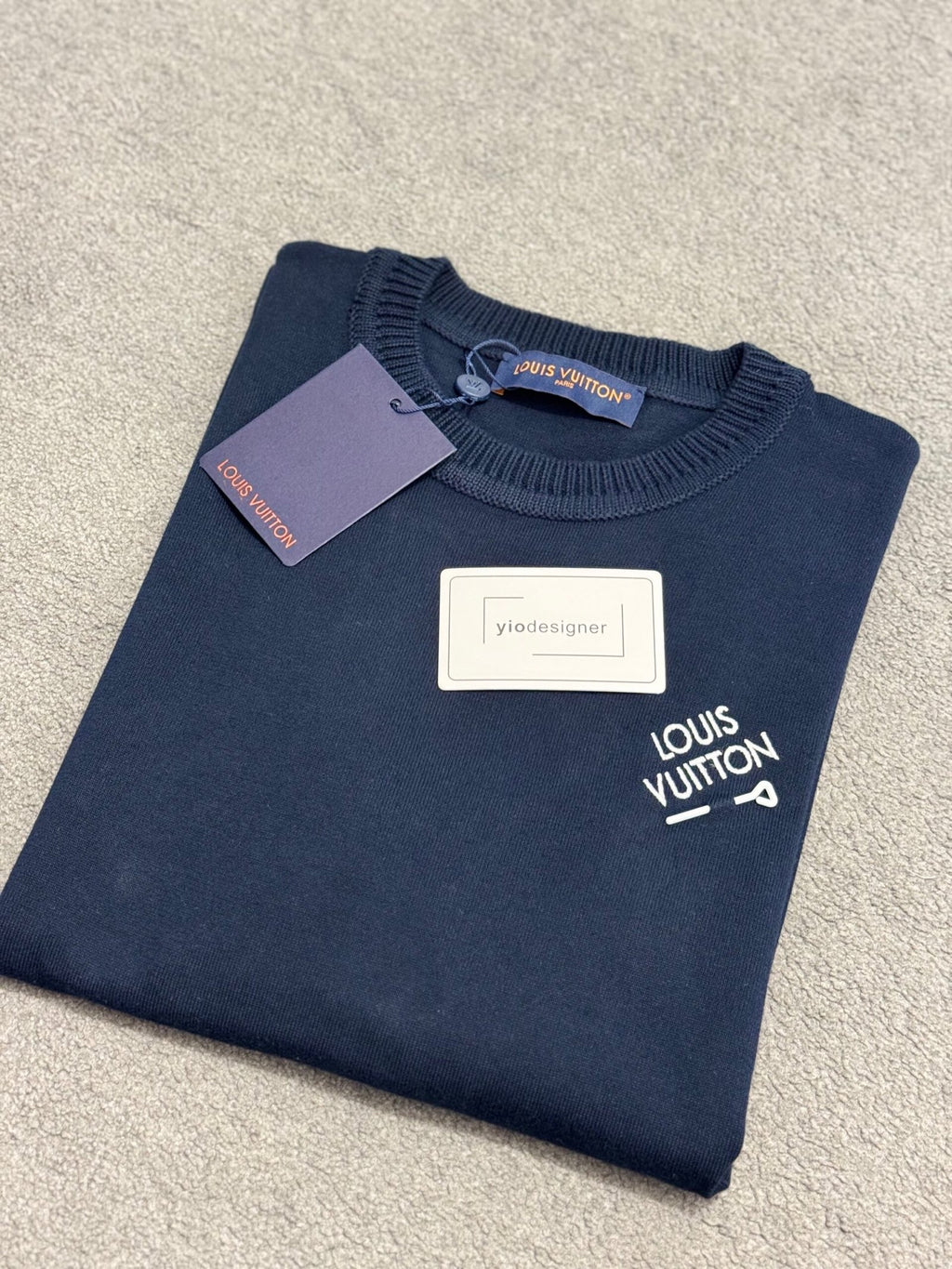 Louis Vuitton | Lv T-shirt | Label View | yiodesigner.co.uk