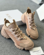 Dior | Dior sneaker | Size 9.5 | Detail Shot | yiodesigner.co.uk