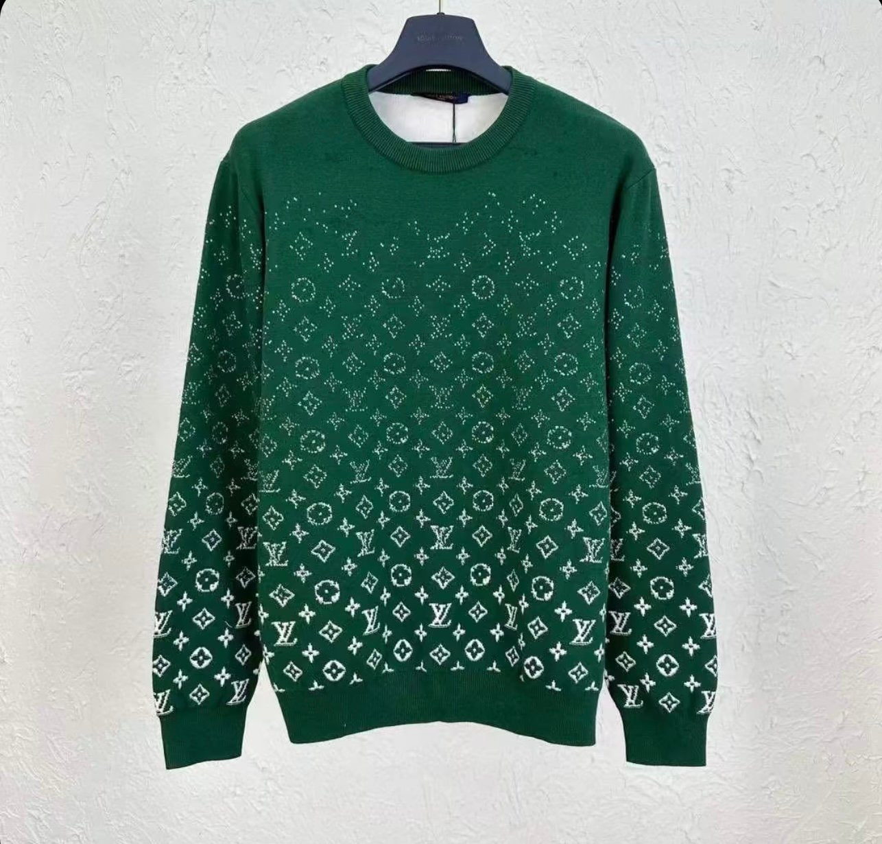 Louis Vuitton | Lv jumper | Size L | yiodesigner.co.uk