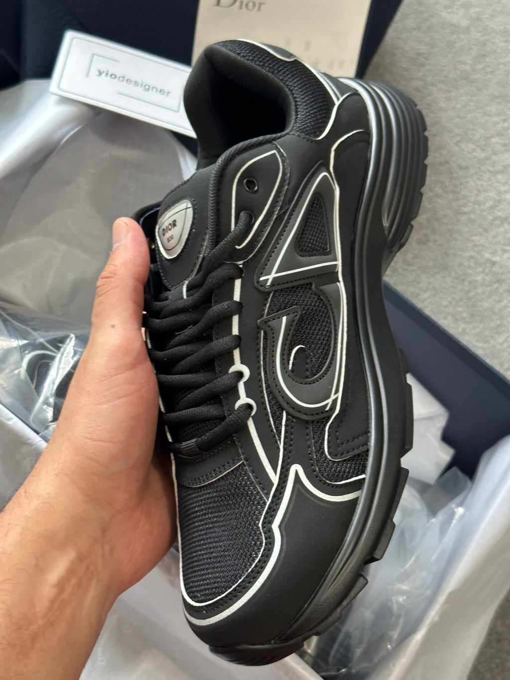 Dior | Dior b30 | View 13 | yiodesigner.co.uk