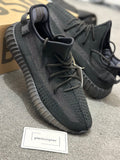 Yeezy | Yeezy 350 black | Size 9 | yiodesigner.co.uk