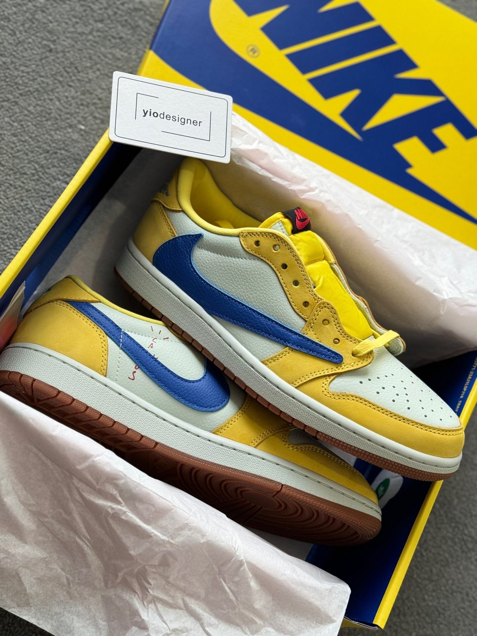 Travis Scott | TRAVIS SCOTT | Size 9 | Back View | yiodesigner.co.uk