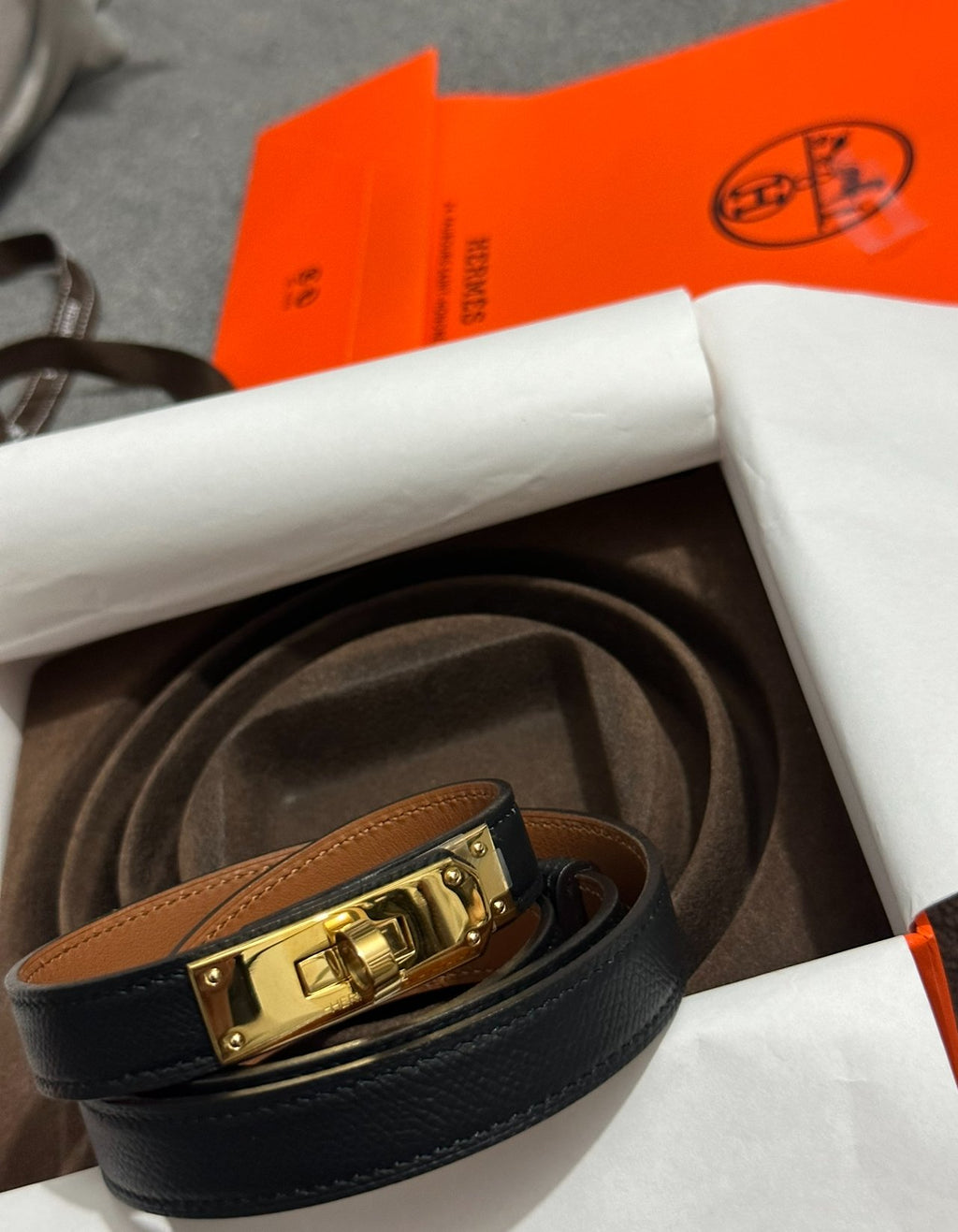 Hermes | Hermes woman belt | Size 95 | Front View | yiodesigner.co.uk