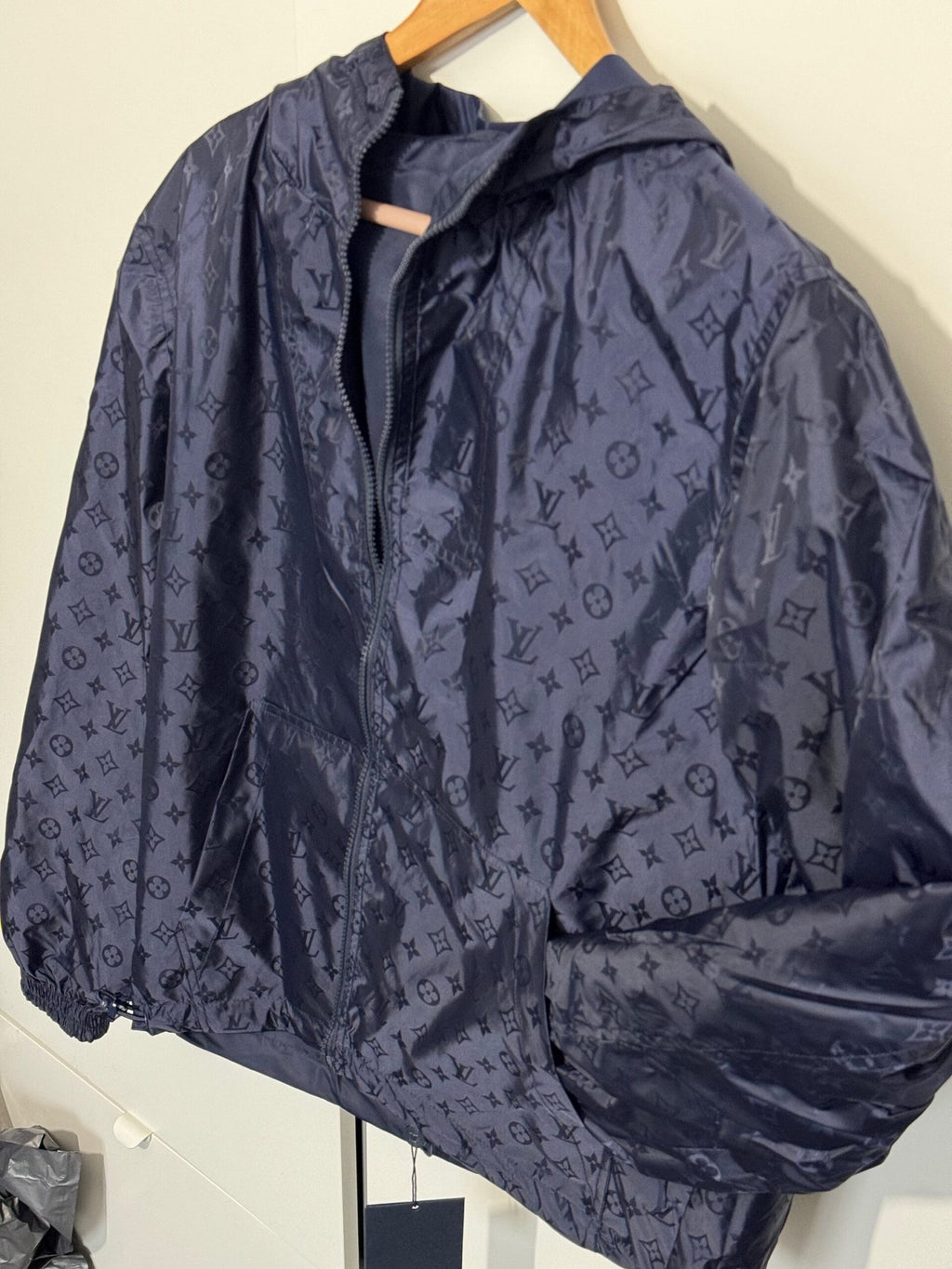 Louis Vuitton | Lv Reversible monogram windbreaker navy | Label View | yiodesigner.co.uk