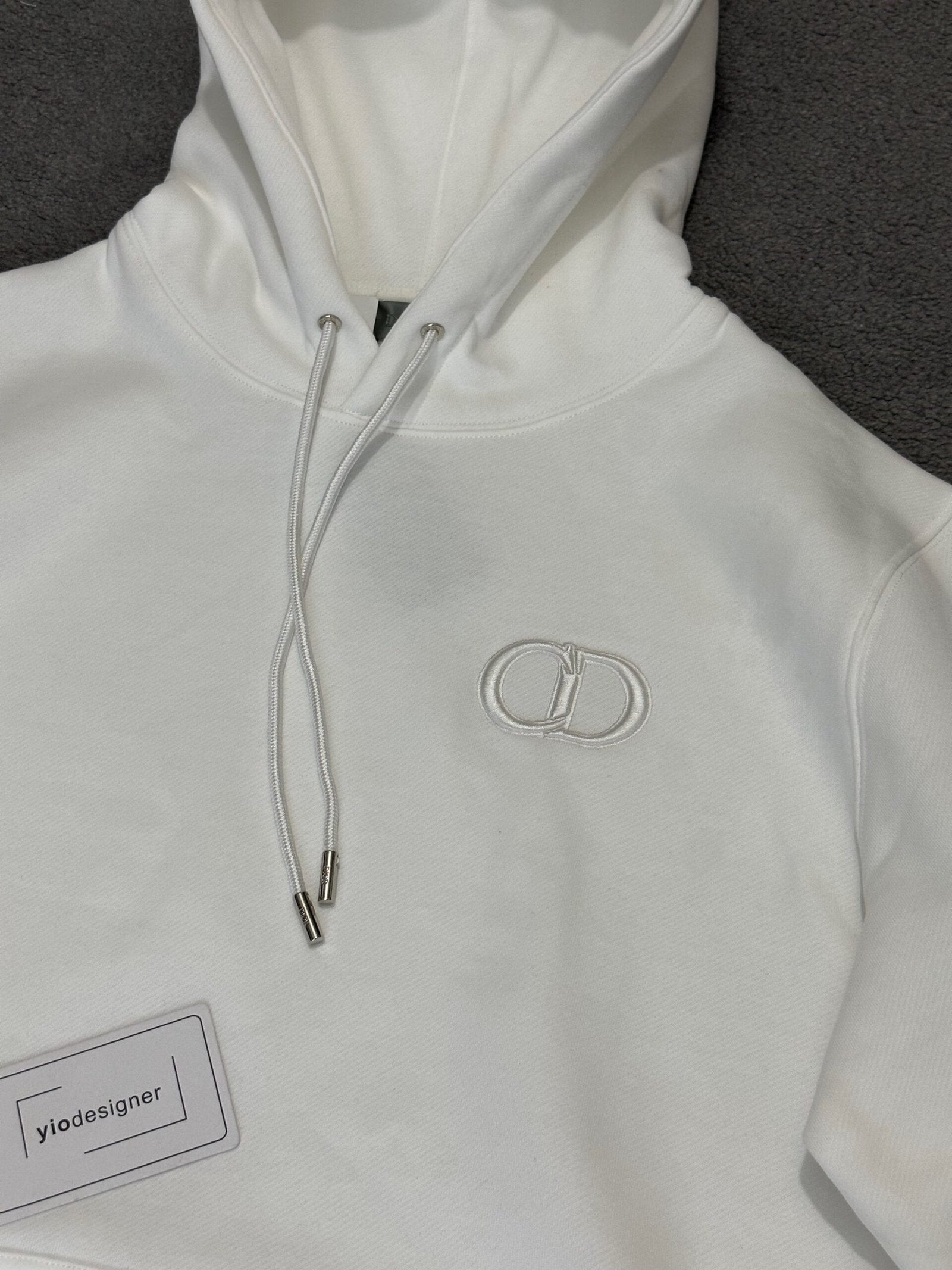 Dior | Dior CD hoody white | Detail Shot | yiodesigner.co.uk