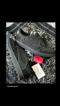 Jordan | AIR JORDAN 1 RETRO LOW OG SP X TRAVIS SCOTT BLACK PHANTOM | Size 11 | Lifestyle Shot | yiodesigner.co.uk