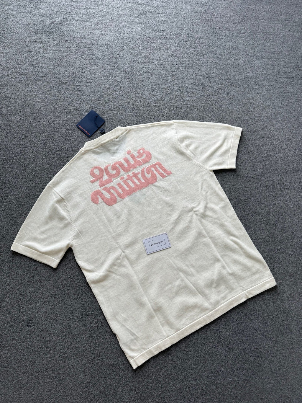 Louis Vuitton | Lv t-shirt | Side View | yiodesigner.co.uk