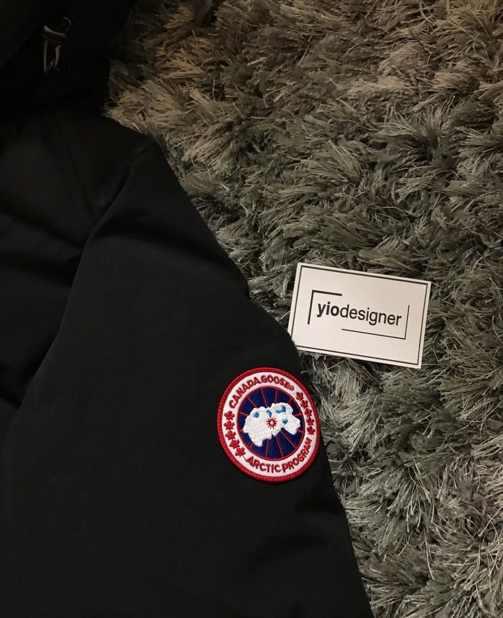 Canada Goose | Canada goose parka Emory | Detail Shot | yiodesigner.co.uk
