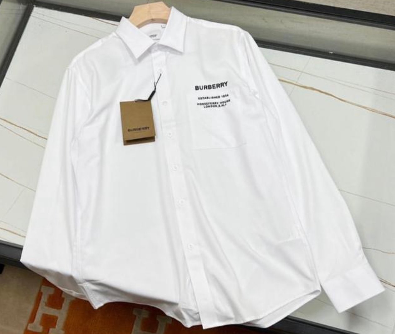 Burberry | Burberry shirt | Size XL | yiodesigner.co.uk