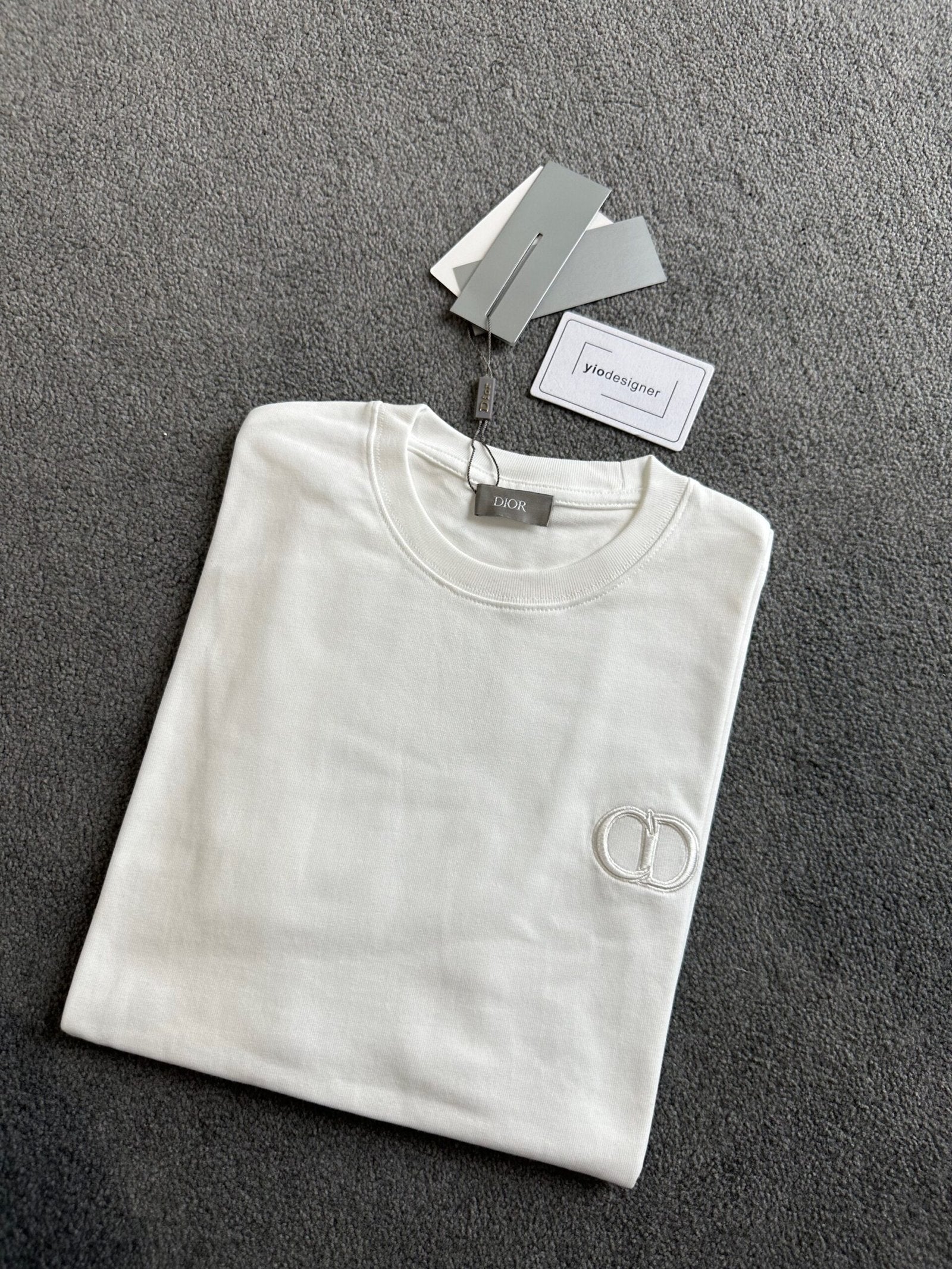 Dior | Dior cd logo white t-shirt | View 10 | yiodesigner.co.uk