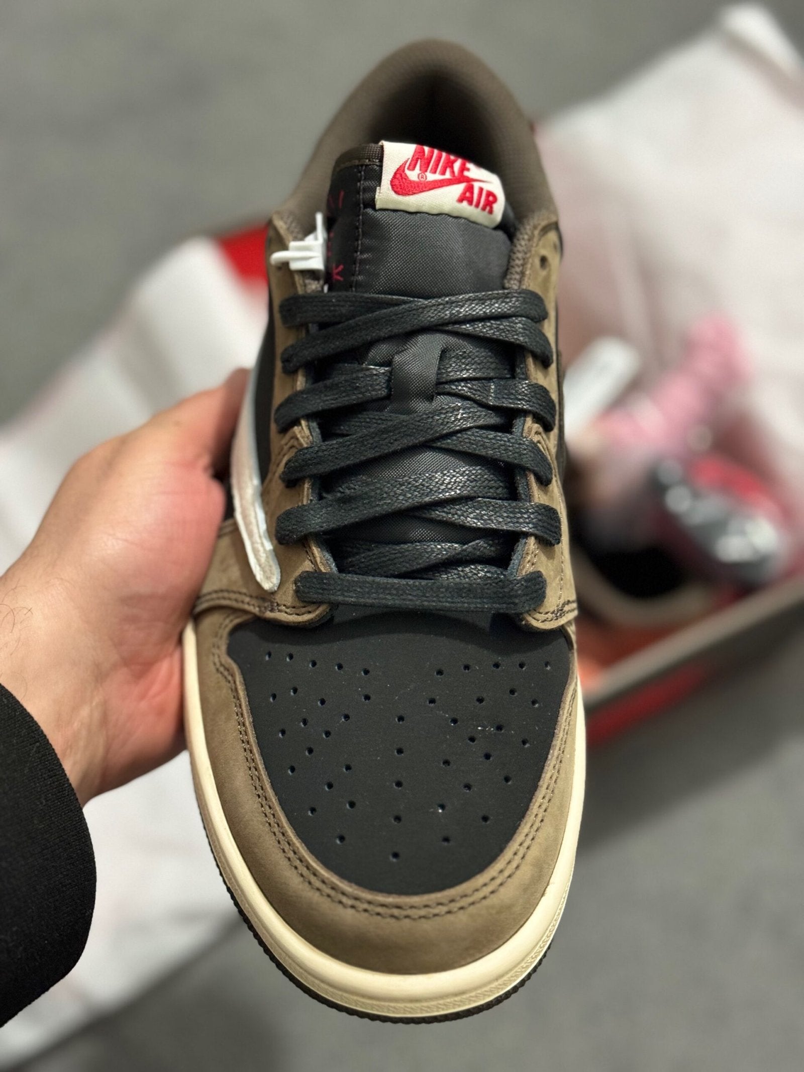 Travis Scott | TRAVIS SCOTT | Side View | yiodesigner.co.uk