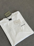 Balenciaga | Balenciaga t-shirt (oversized ) | Detail Shot | yiodesigner.co.uk
