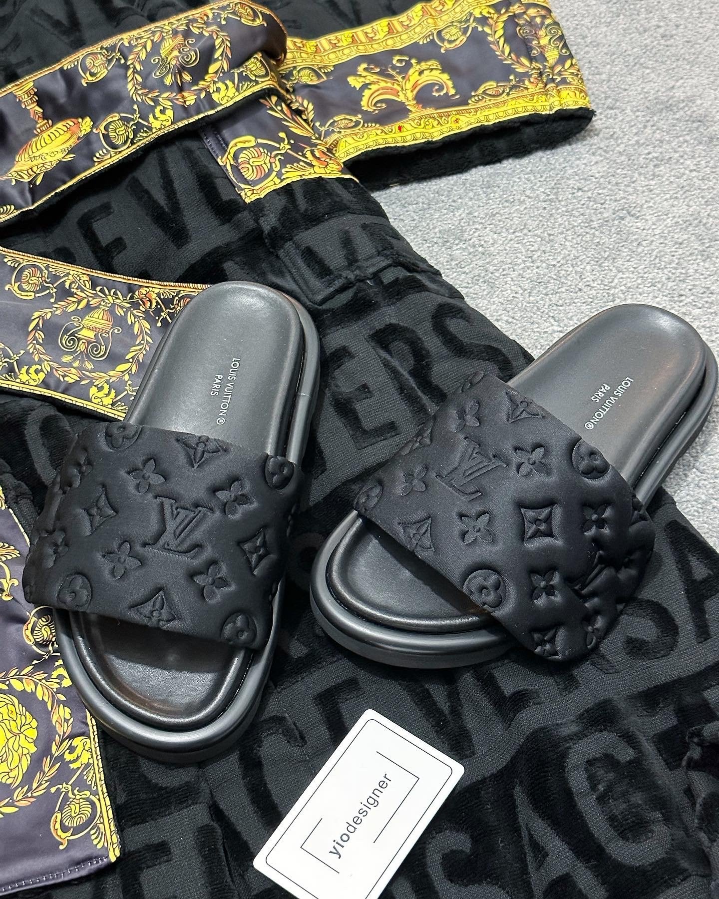 Louis Vuitton | Lv slids | Back View | yiodesigner.co.uk