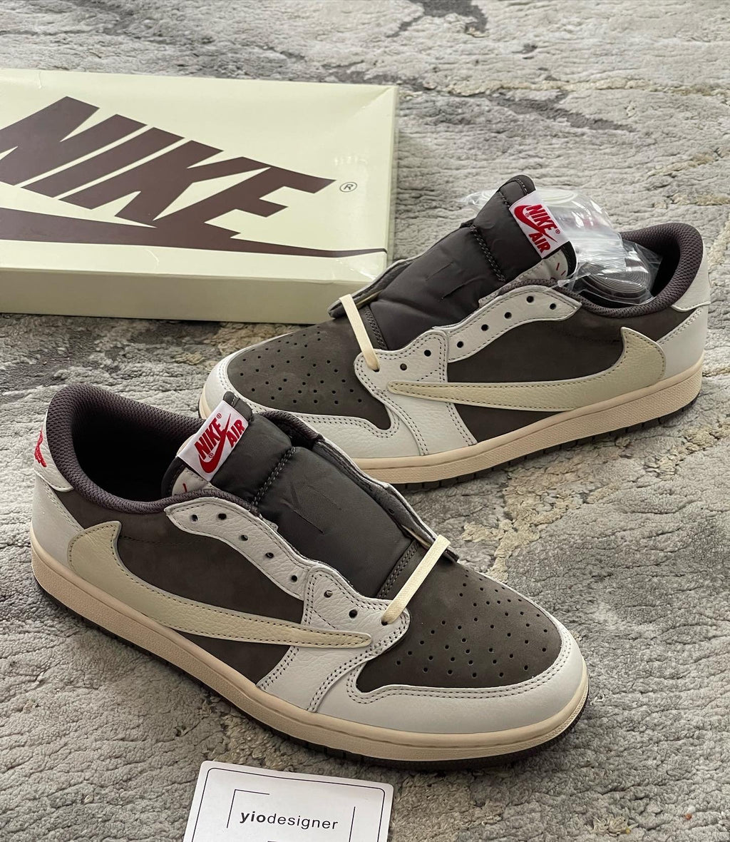 Travis Scott | TRAVIS SCOTT X AIR JORDAN 1 LOW OG 'REVERSE MOCHA' | View 17 | yiodesigner.co.uk