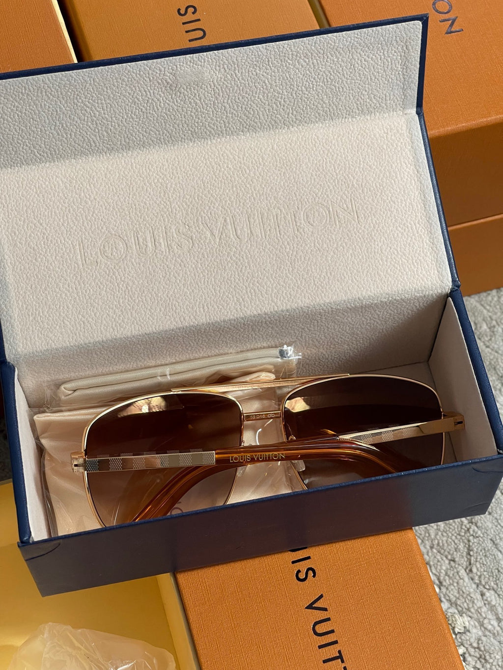 Louis Vuitton | Lv attitude sunglasses | Side View | yiodesigner.co.uk