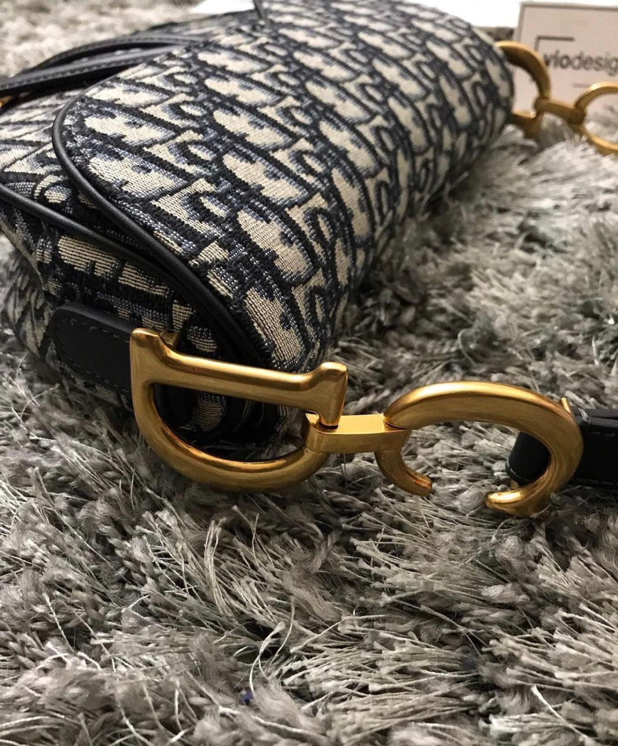 Dior | Womans saddle bag | Back View | yiodesigner.co.uk