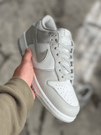 Nike | Nike dunk low grey fog | Close-Up | yiodesigner.co.uk