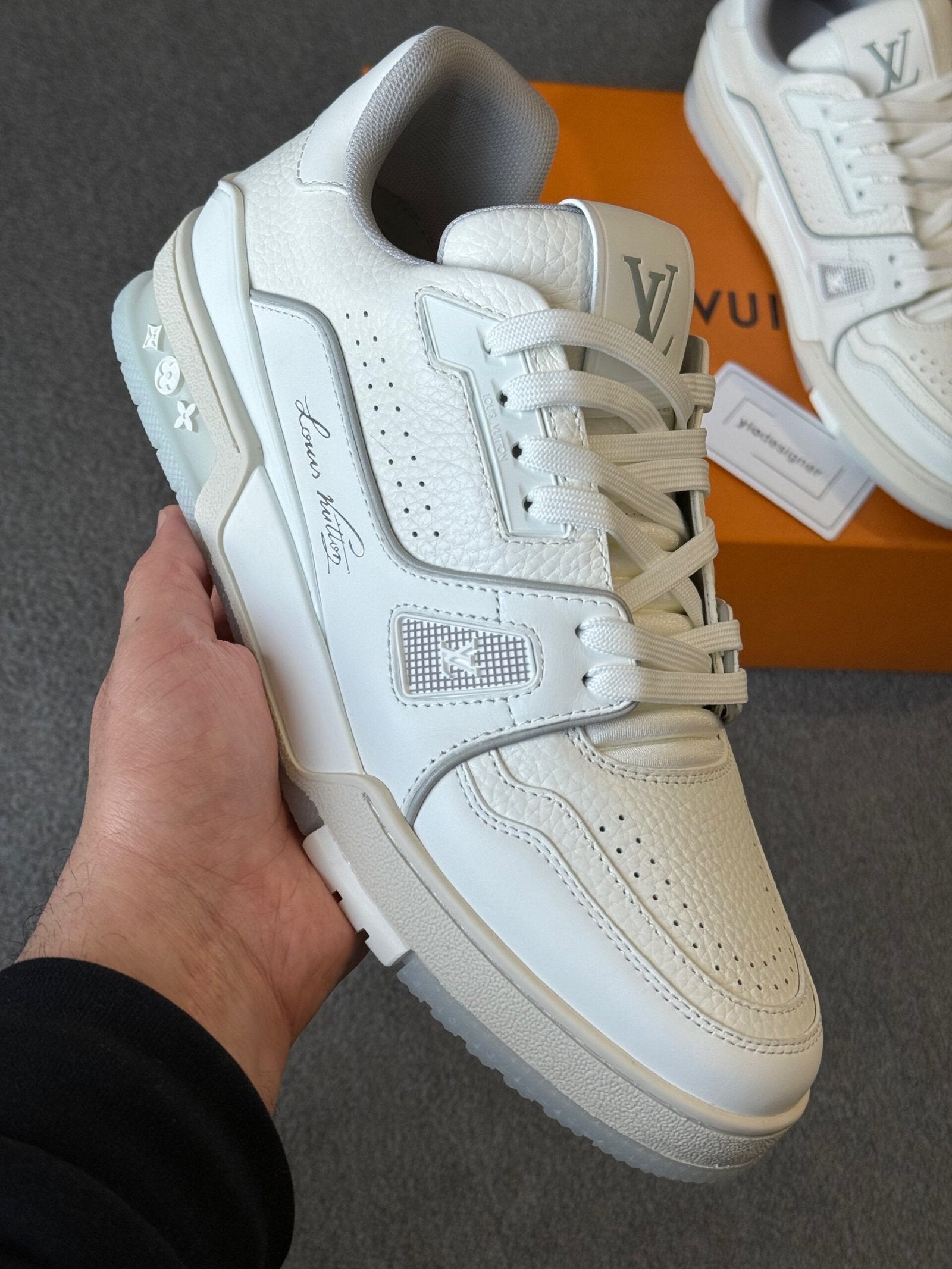 Louis Vuitton | Lv sneaker | Close-Up | yiodesigner.co.uk