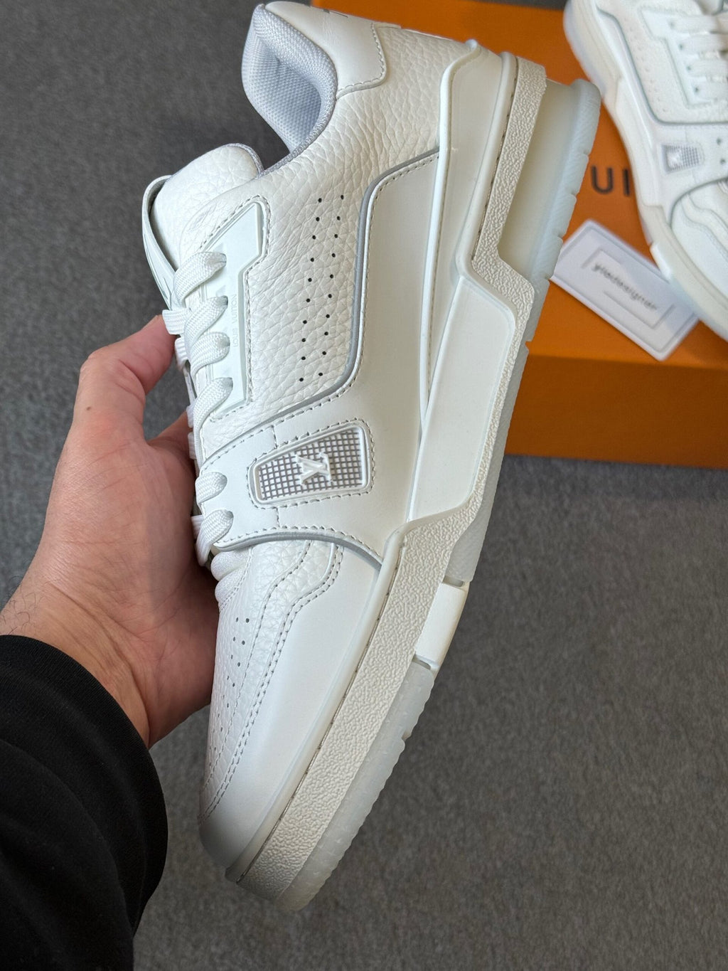Louis Vuitton | Lv sneaker | Label View | yiodesigner.co.uk