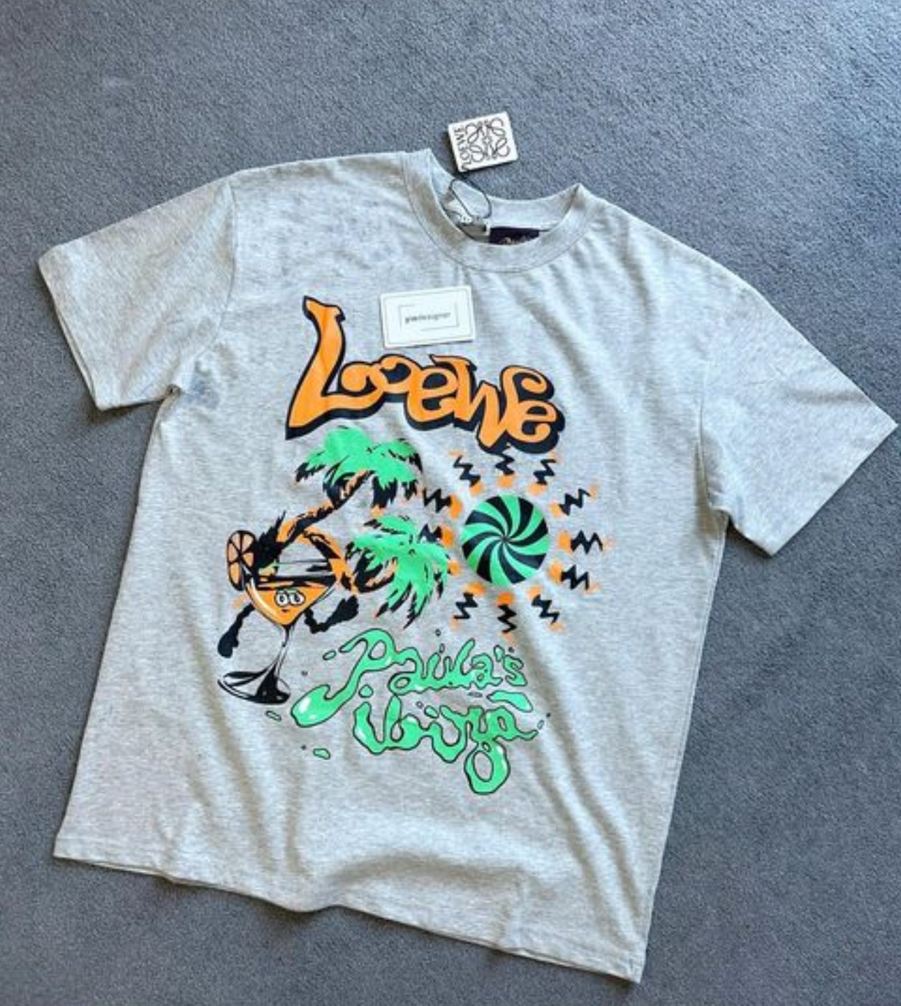 Loewe | Loewe t-shirt | Size M | yiodesigner.co.uk