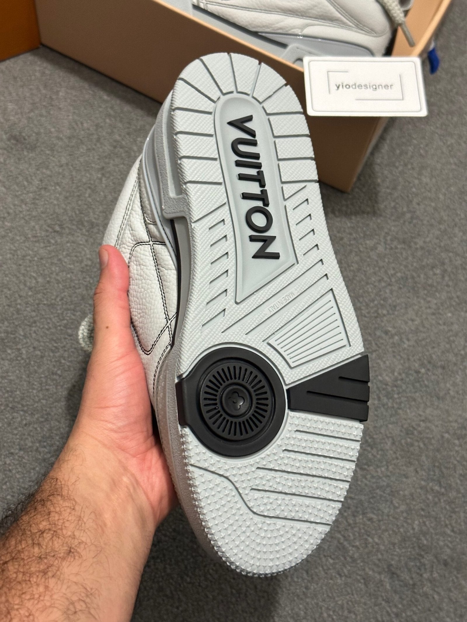 Louis Vuitton | Lv sneaker | Label View | yiodesigner.co.uk