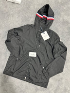 Moncler | Moncler windbreaker | Size XL | yiodesigner.co.uk