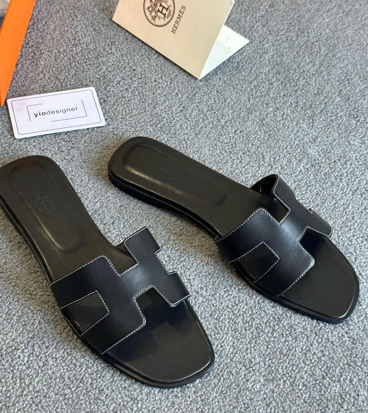 Hermes | Hermes slids | Black | Size 7 | yiodesigner.co.uk