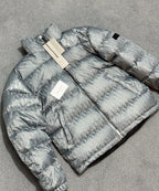 Dior | Dior oblique coat grey | Detail Shot | yiodesigner.co.uk