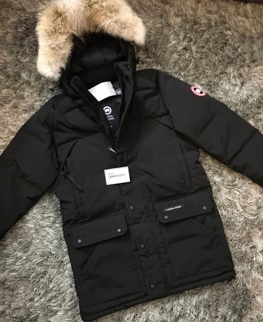 Canada Goose | Canada goose parka Emory | Size XL | Side View | yiodesigner.co.uk