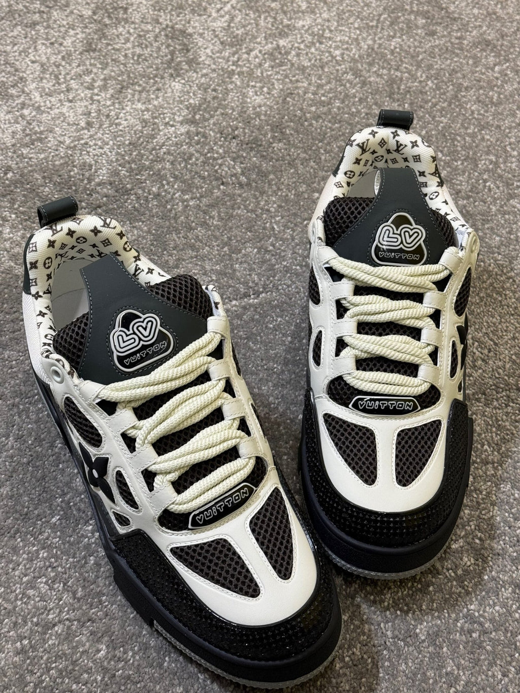 Louis Vuitton | Lv sneaker | Back View | yiodesigner.co.uk