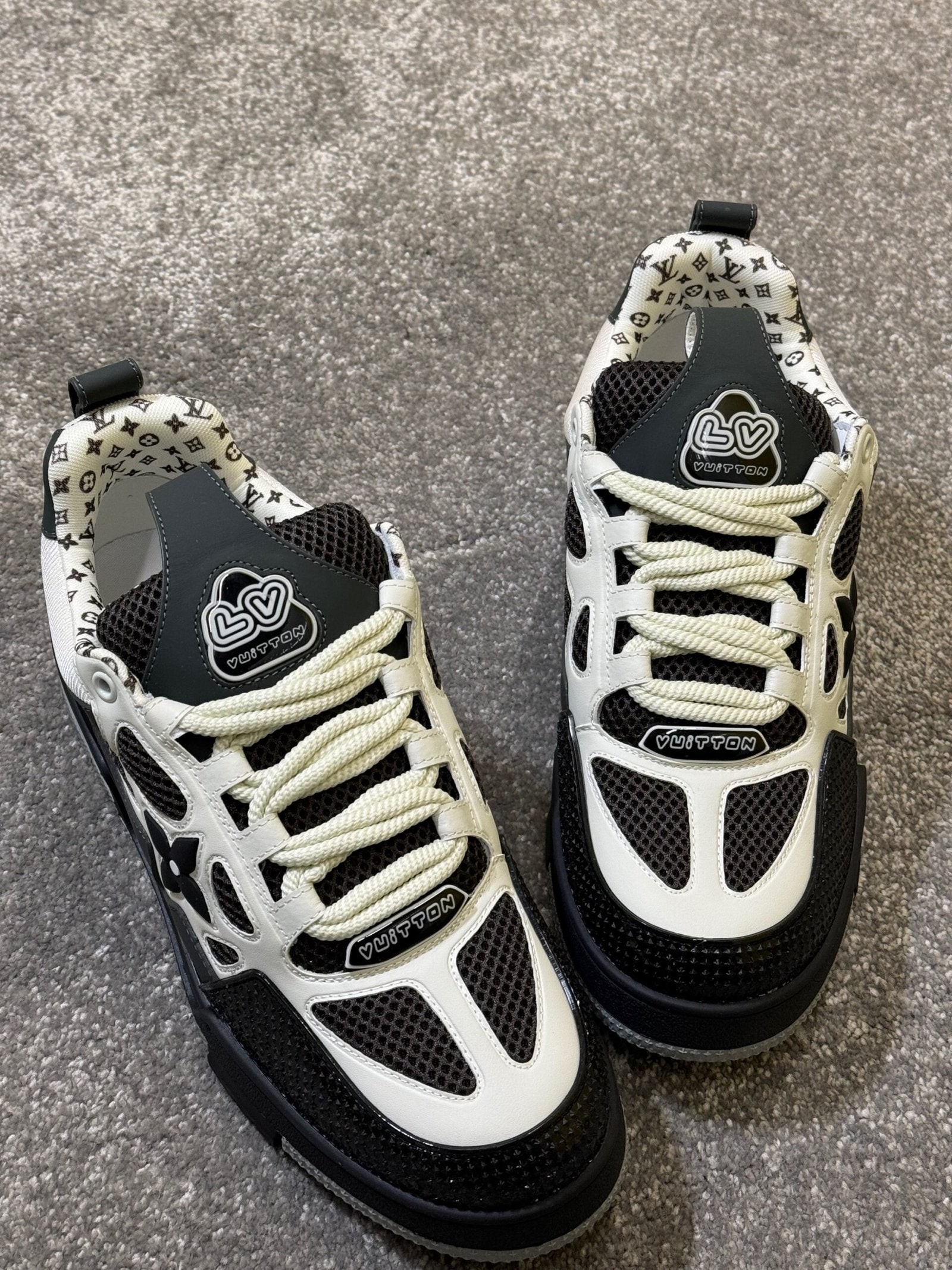 Louis Vuitton | Lv sneaker | Back View | yiodesigner.co.uk