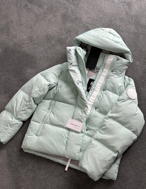 Canada Goose | CANADA GOOSE | White | Close-Up | yiodesigner.co.uk