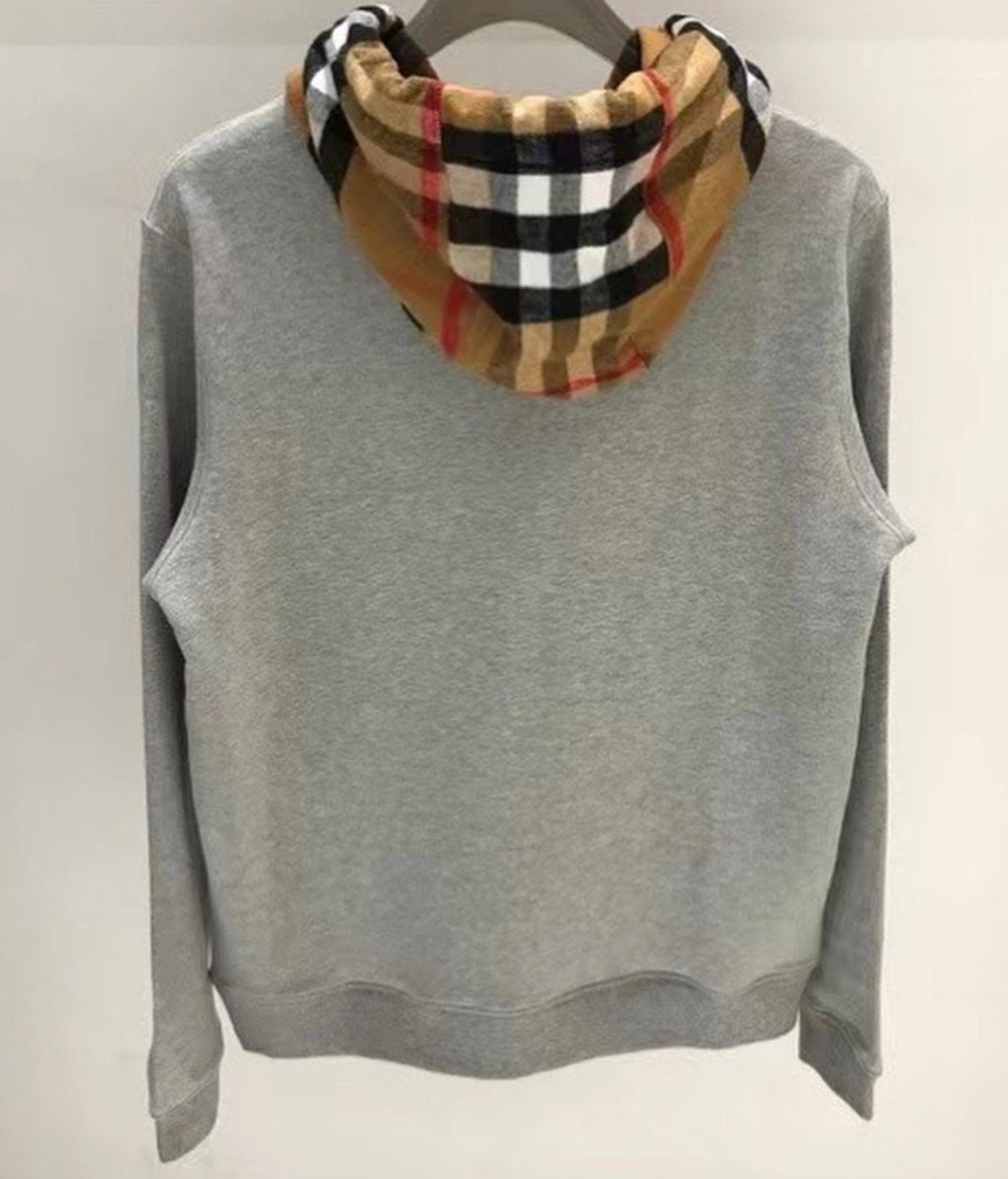 Burberry | Burberry hoody grey | Detail Shot | yiodesigner.co.uk