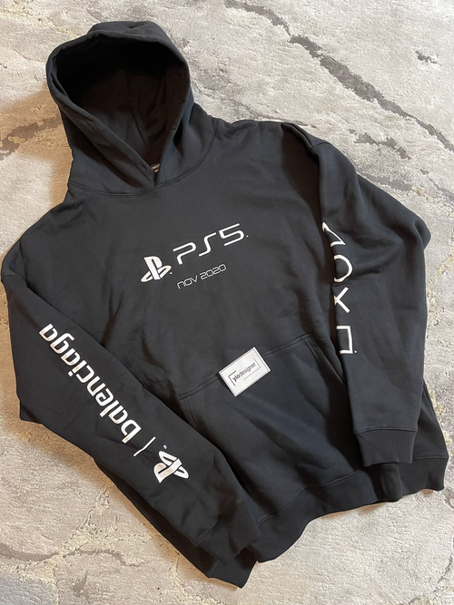Balenciaga | Balenciaga hoody (oversize ) | Size L | Side View | yiodesigner.co.uk