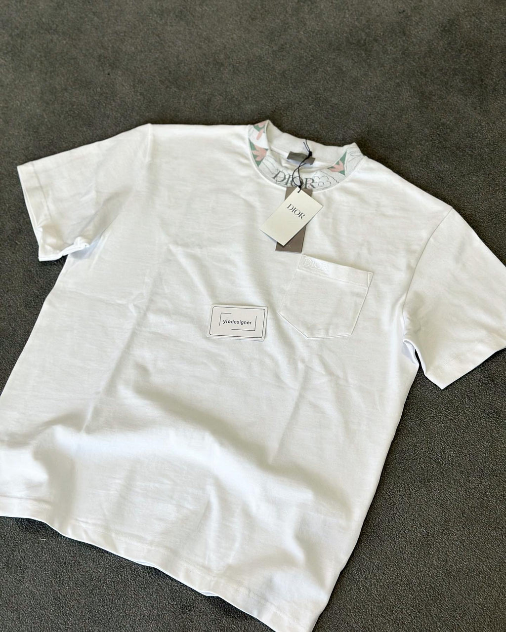 Dior | Dior t-shirt | Close-Up | yiodesigner.co.uk