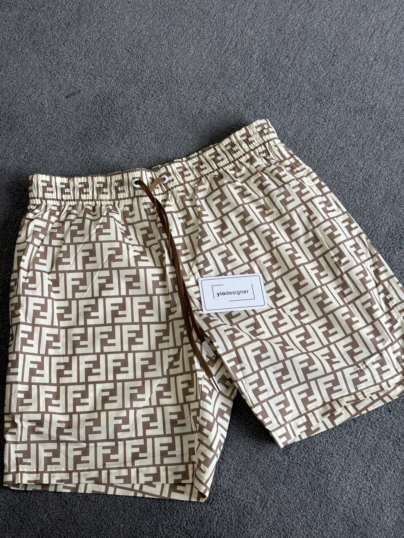 Fendi | Fendi Short | Size XS | yiodesigner.co.uk