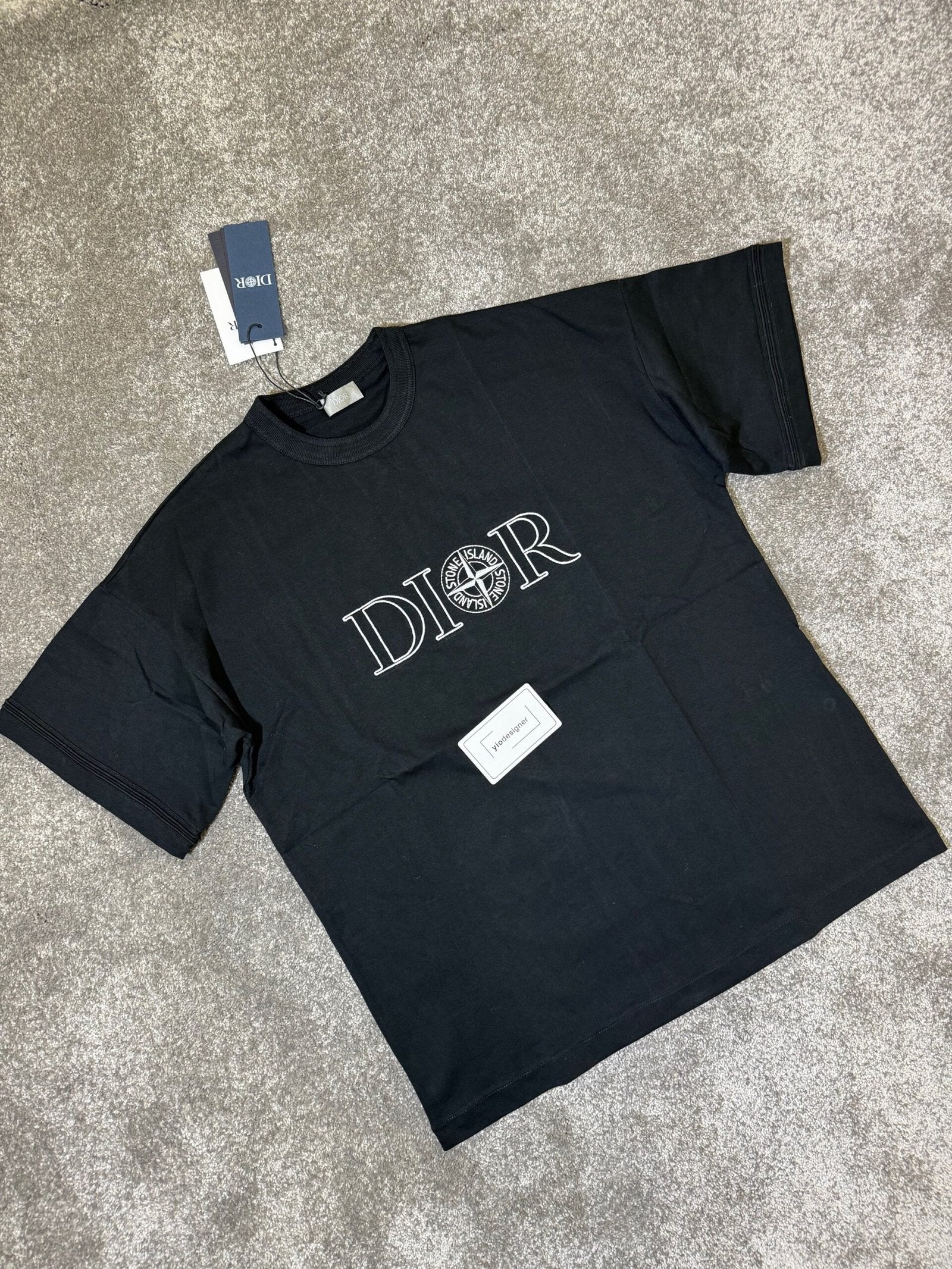Stone Island | Dior x stone island t-shirt Black | Size XL | Detail Shot | yiodesigner.co.uk