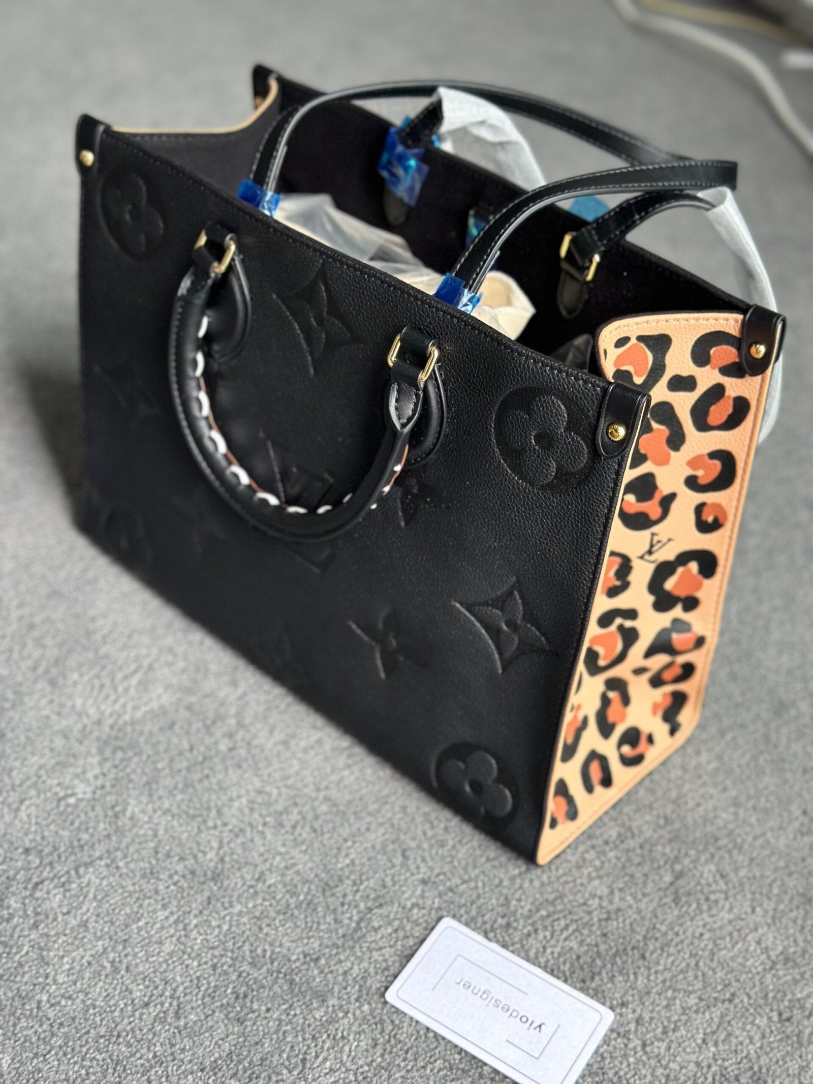 Louis Vuitton | Lv woman bag | Back View | yiodesigner.co.uk